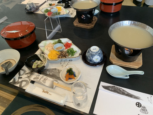 Cdce2e84a6d547b5bca197d8329d3116